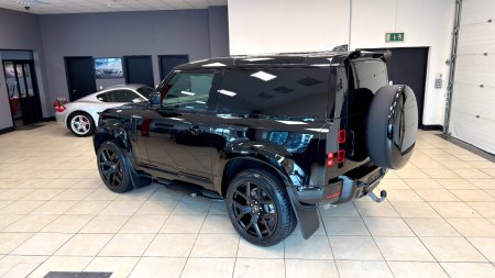 2025 Land Rover Defender - photo 19