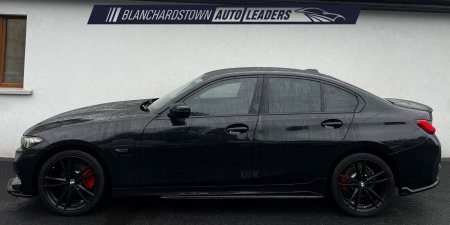 2023 BMW 3-Series - photo 2