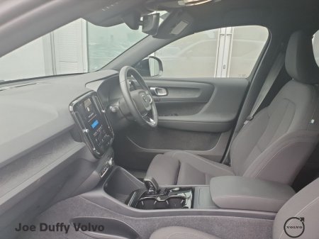 2024 Volvo XC40 - photo 6
