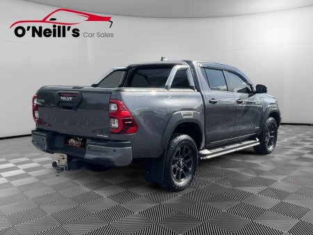 2021 Toyota Hilux - photo 8