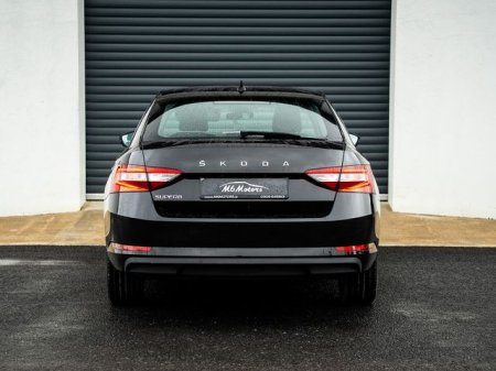 2022 Skoda Superb - photo 5