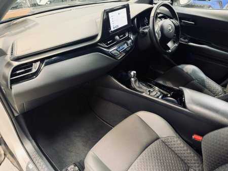 2023 Toyota C-HR - photo 10