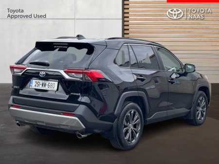 2025 Toyota RAV4 - photo 2