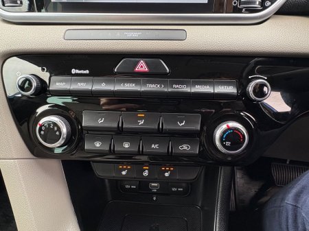 2021 Kia Sportage - photo 17