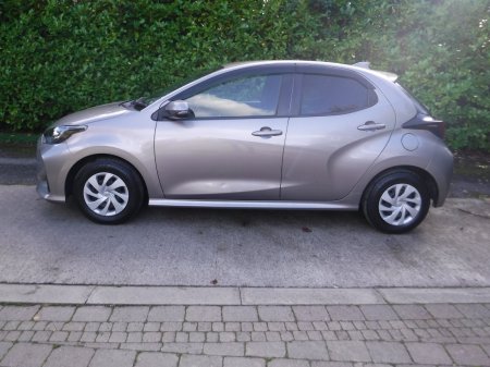 2020 Toyota Yaris - photo 5