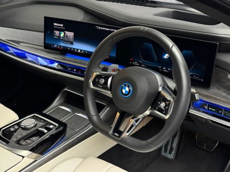 2024 BMW 7-Series - photo 9