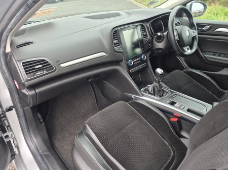 2019 Renault Megane - photo 25