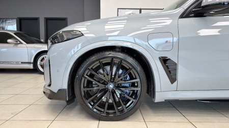 2025 BMW X5 - photo 5