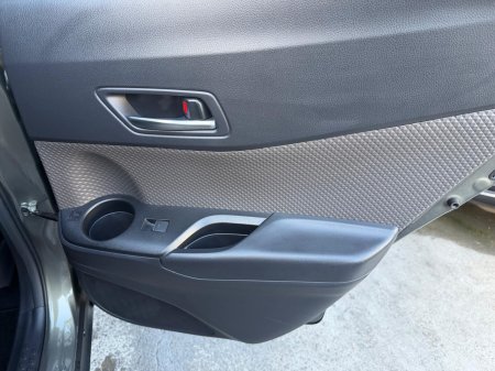 2020 Toyota C-HR - photo 14