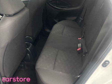 2024 Toyota Yaris - photo 13