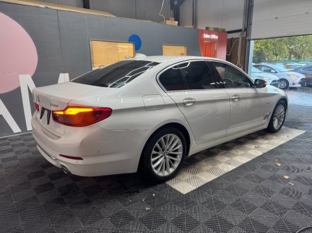 2017 BMW 5-Series - photo 3