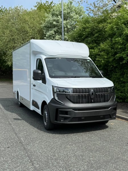 2026 Renault Master - photo 2