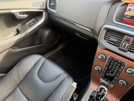 2019 Volvo V40 - photo 28