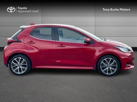 2023 Toyota Yaris - photo 3