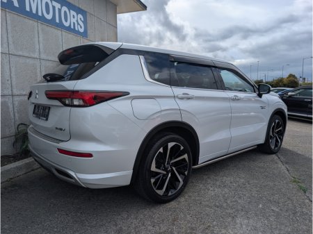 2022 Mitsubishi Outlander - photo 6