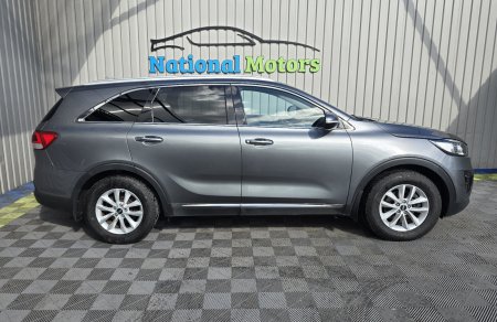2017 Kia Sorento - photo 2