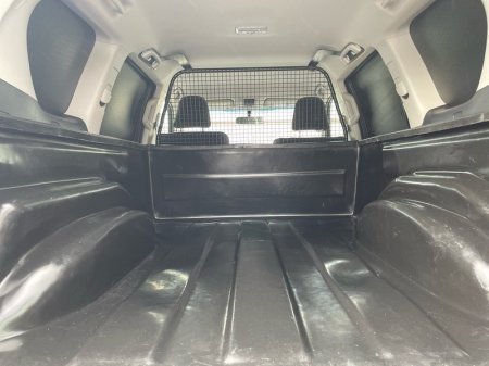 2022 Toyota Land Cruiser - photo 10