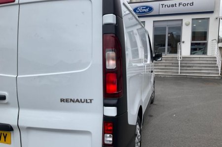 2023 Renault Trafic - photo 32
