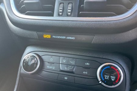 2022 Ford Fiesta - photo 35