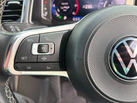 2021 Volkswagen T-Roc - photo 18