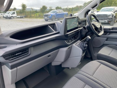 2026 Ford Transit Custom - photo 3