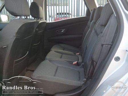 2019 Renault Scenic - photo 13