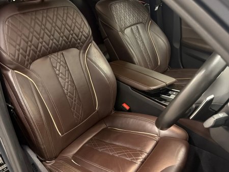 2019 BMW 5-Series - photo 10
