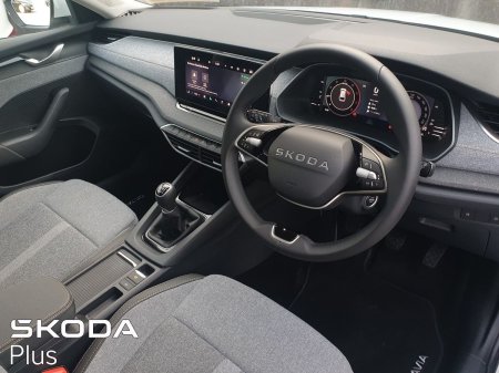2025 Skoda Octavia - photo 7