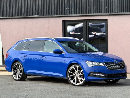 2022 Skoda Superb 2022 SKODA SUPERB ESTATE IN ENERGY BLUE