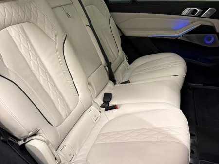 2023 BMW X7 - photo 11