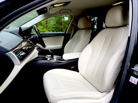 2019 BMW 5-Series - photo 34