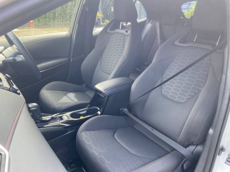 2025 Toyota Corolla - photo 6