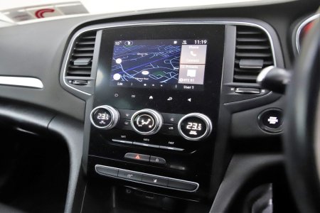 2021 Renault Megane - photo 21