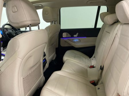 2026 Mercedes-Benz GLS - photo 4