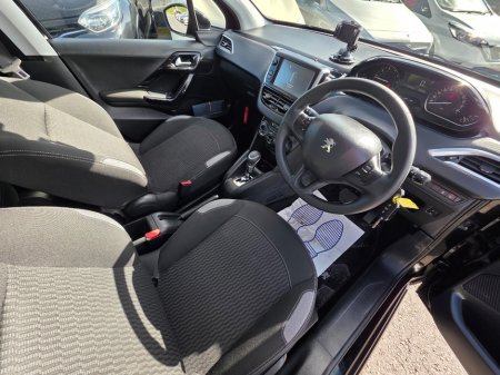 2016 Peugeot 208 - photo 10