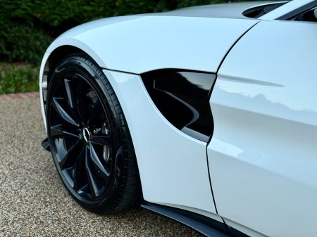 2020 Aston Martin Vantage - photo 20