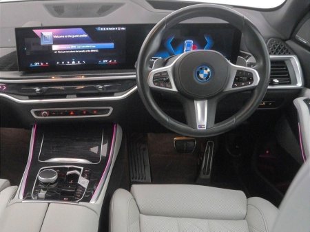 2025 BMW X5 - photo 5