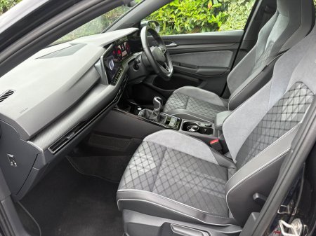 2023 Volkswagen Golf - photo 6