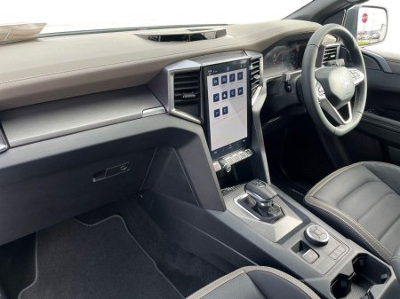 2026 Volkswagen Amarok - photo 2