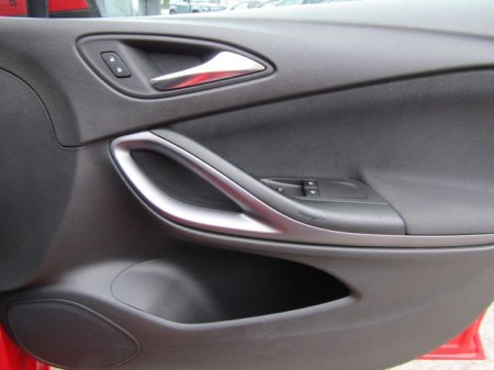 2017 Opel Astra - photo 28