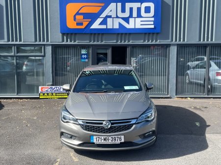 2017 Vauxhall Astra - photo 2