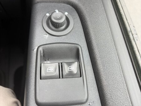 2021 Renault Trafic - photo 18