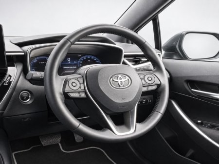 2026 Toyota Corolla - photo 9