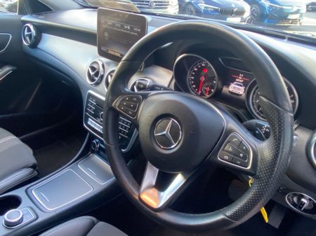 2020 Mercedes-Benz GLA - photo 17