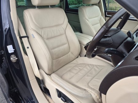 2016 Volkswagen Touareg - photo 22