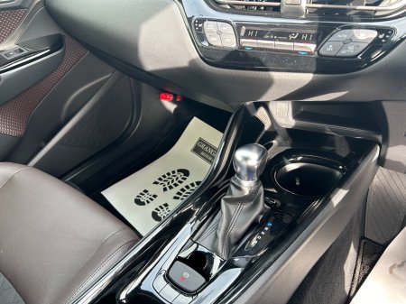 2019 Toyota C-HR - photo 10