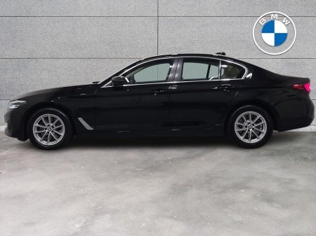 2023 BMW 5-Series - photo 3