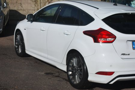 2018 Ford Focus - photo 7
