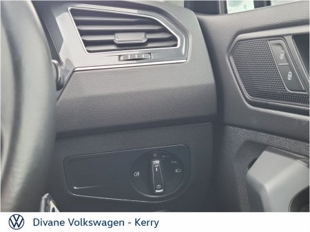 2021 Volkswagen Tiguan - photo 19