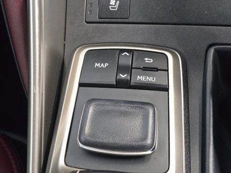 2019 Lexus IS - photo 19